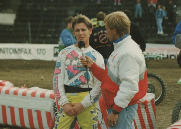 Helsinki Olympiastadion supercross 1991 M.Craig Mika Koukin haastateltavana